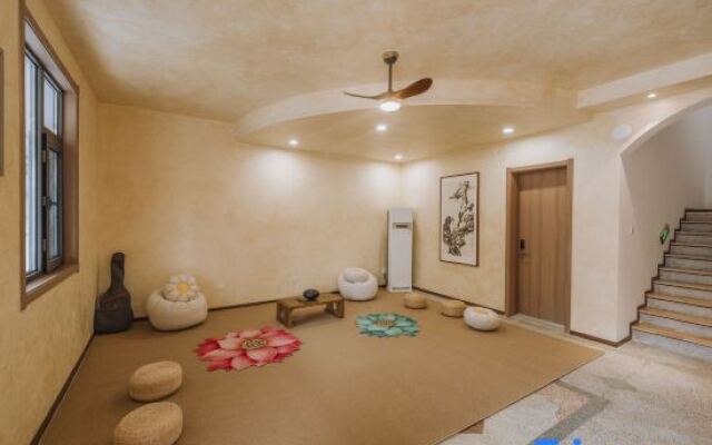 Xi'an Baishiyunju Homestay (Qinling Wildlife Park Branch)