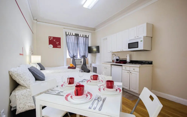 Macy Empire Apartments