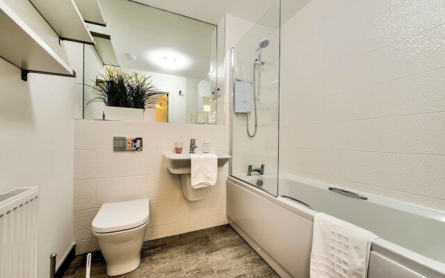 Modern 2bed/2bath with Amazing Views