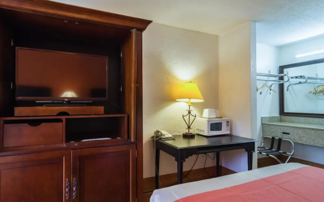 Motel 6 Townsend, GA