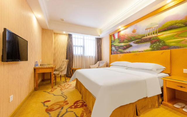 Vienna Hotel （Shenzhen Bantian Guangyayuan Station）
