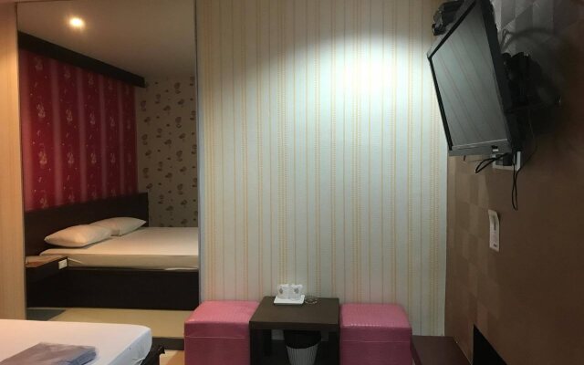 Lux Inn