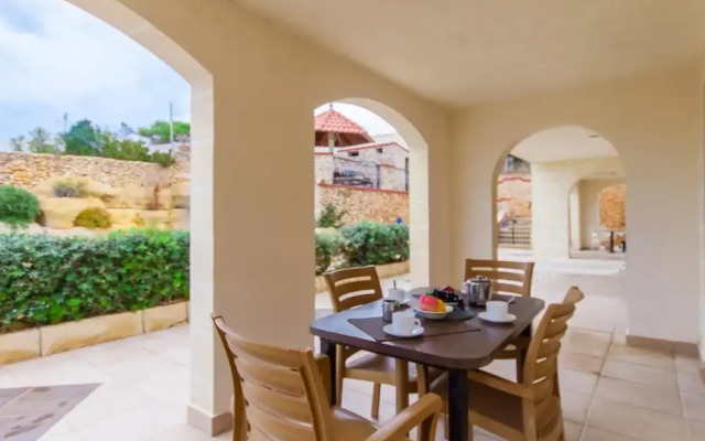 Villa & Pool 2 Mellieha Bay Retreat