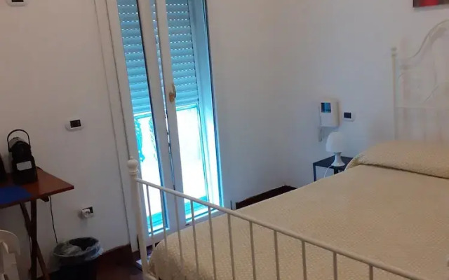 Room in Guest Room - Private Room and Breakfast