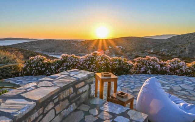 Schinoza Luxury Suites