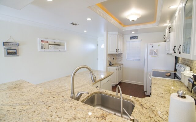 Beach & Tennis 201 by Vtrips