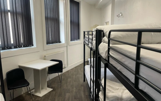 Rahman Hostel - Manchester