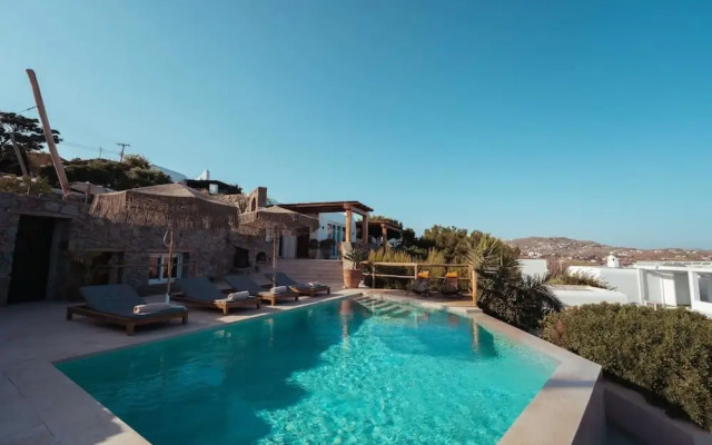 Nomade Villa 4 BD in Psarou