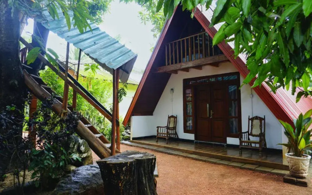 Sigiri Sky Home & Tree House