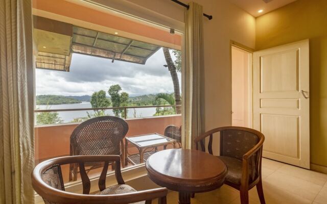 Karapuzha Village Resort