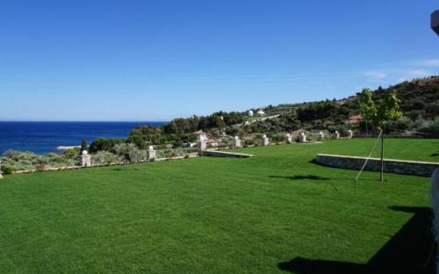 Elaia Houses