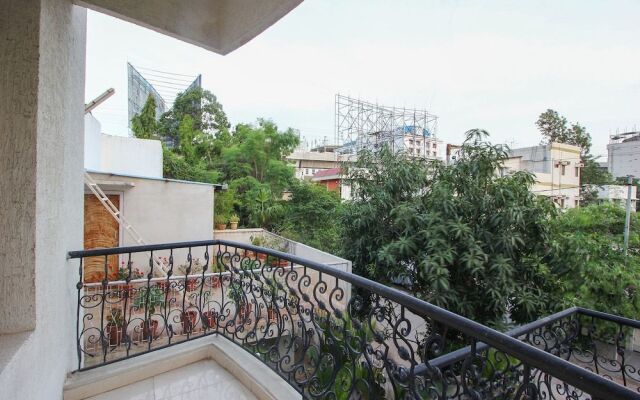 OYO 18488 Hallmark Begumpet