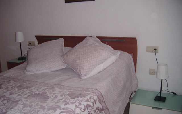 Apartment Low Cost Real De Torrequebrada