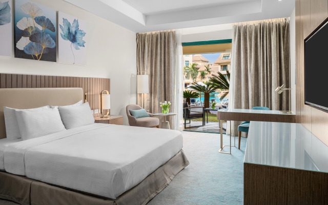 Hilton Pyramids Golf