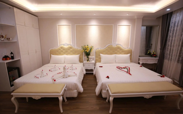 Little Hanoi Deluxe Hotel