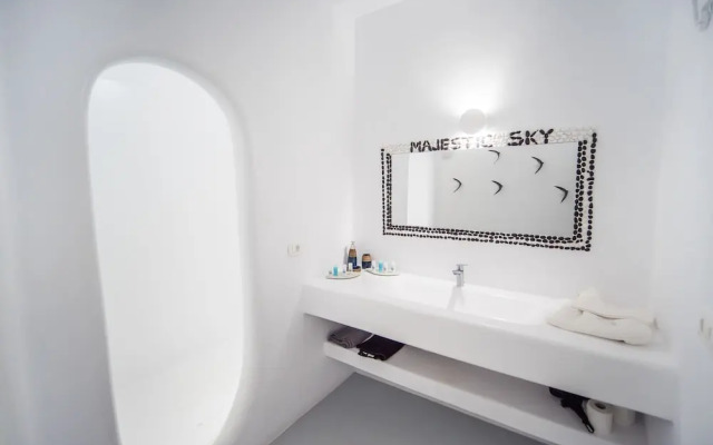 Majestic Sky Luxury Suites