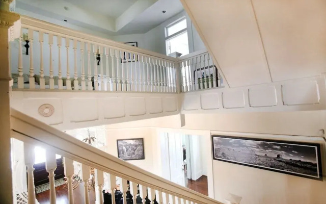 Sealy Hutchings Mansion by RedAwning