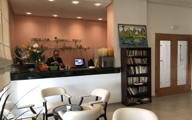 Hotel Al Karmel