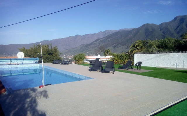 Los Guanches Bungalows
