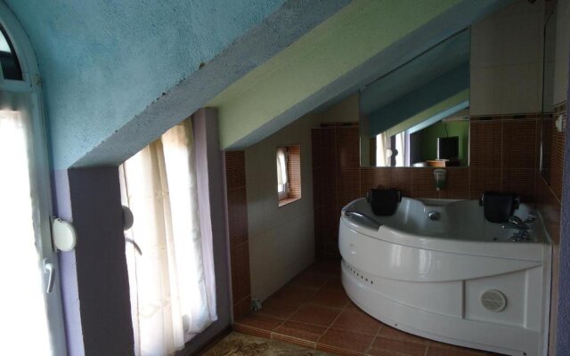 Dionis Hotel