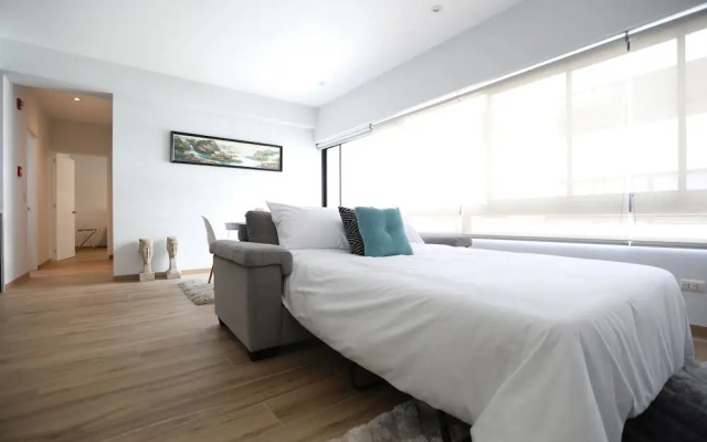 Lujoso y céntrico dpto en piso 6 de Miraflores