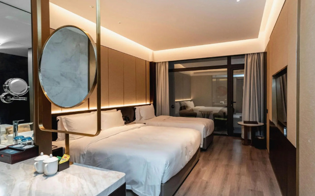 Qin'an Hotel