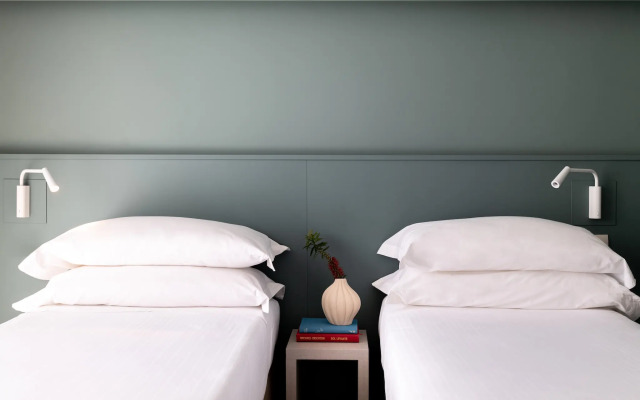 Luna Minoica Suites and Apartments