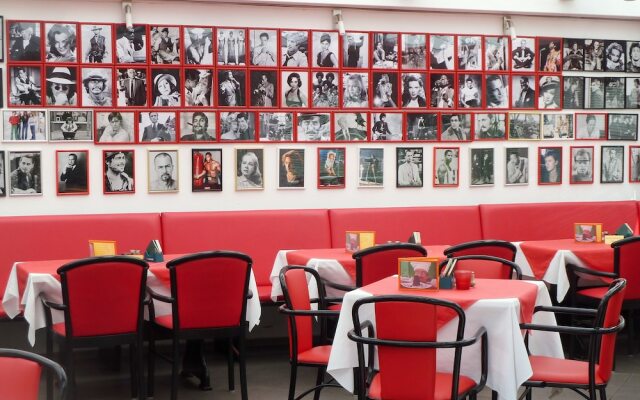 Strandhotel Villa Louisa & Appartementhäuser Villa Josephine und Christine