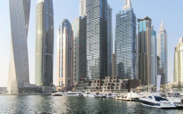 Modern + Premium 2BR With Full Dubai Marina Views!