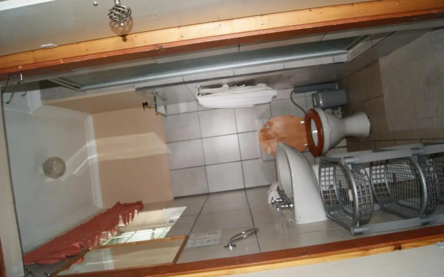 The Planes Guest House