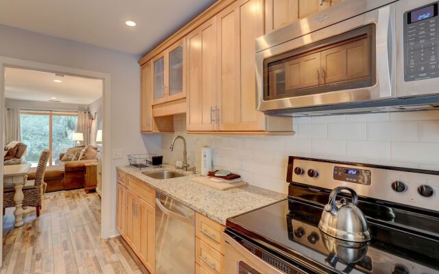 Fairwood Villa 159 by RedAwning