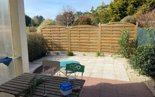 T2 dans une résidence avec piscine