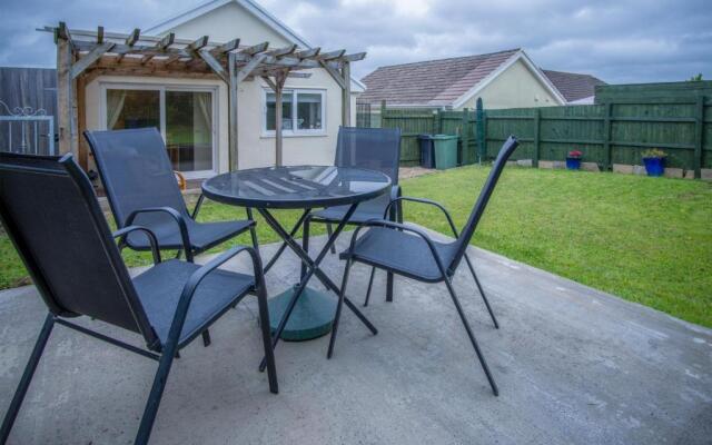 Seawinds - 2 Bedroom Bungalow - Pentlepoir