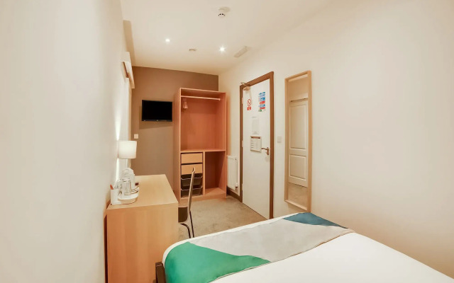 Snooze Hotel
