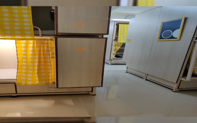 Abuzz Oxfordcaps Dehradun - Campus Accommodation