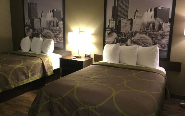 Super 8 by Wyndham South Holland