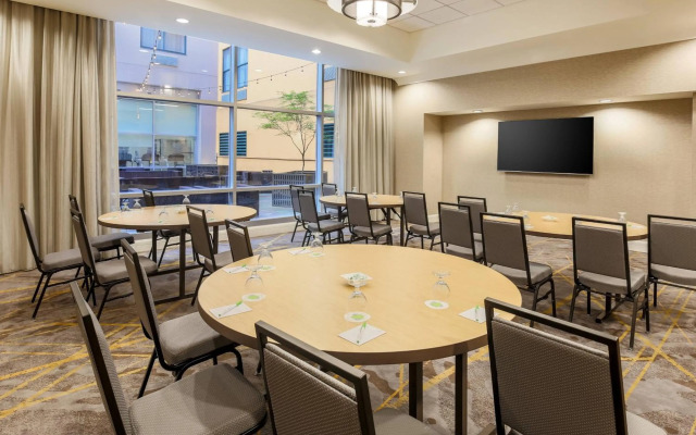 Courtyard by Marriott Pittsburgh Downtown