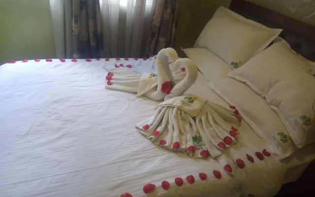 Ash White Hotel