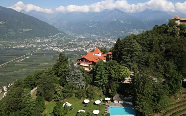 Relais & Chateaux Hotel Castel Fragsburg