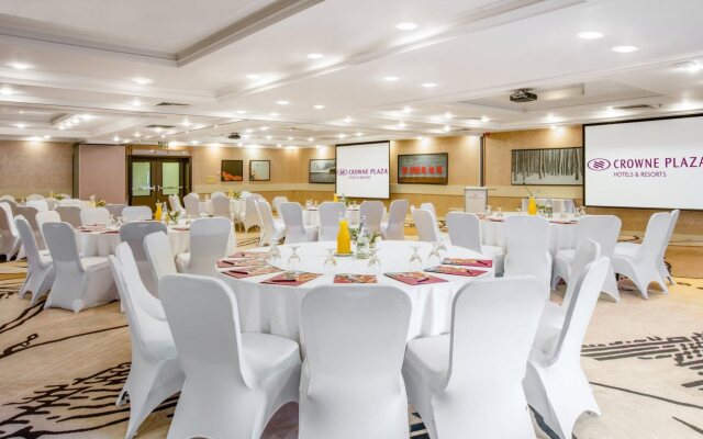 Crowne Plaza Tel Aviv Beach by IHG