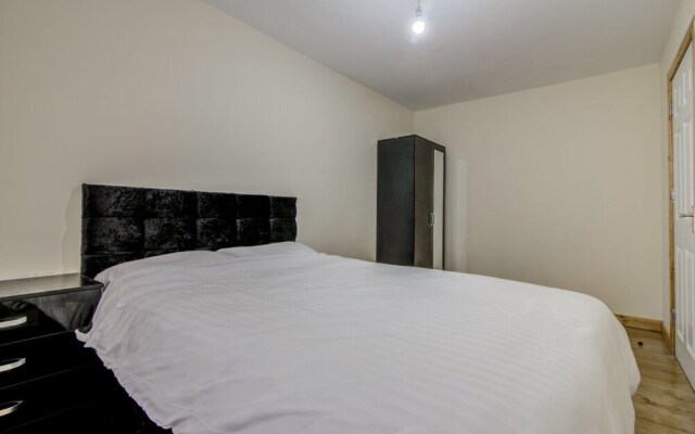 2 Bedroom, Luxury Apartments Throstle's Nest