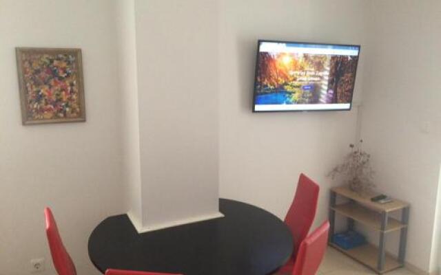 Petros Apartments Pag