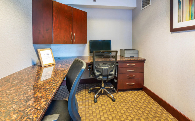 Comfort Inn & Conference Centre Toronto Airport