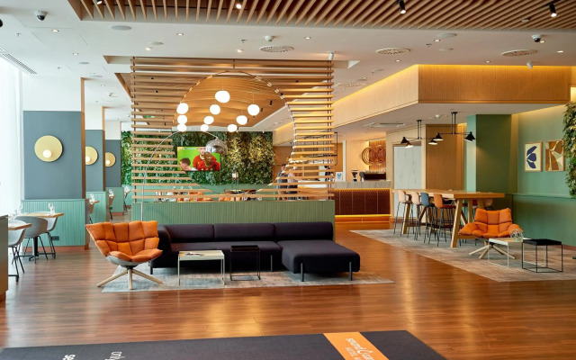 Sound Garden Hotel Airport
