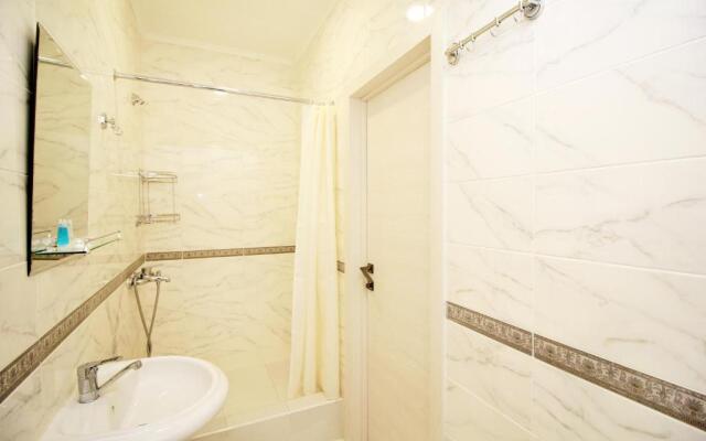 ZhK Raduzhnyj bereg apartamenty bliz aeroporta RB343