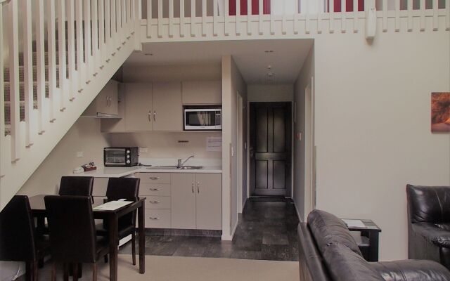 Hanmer Apartments