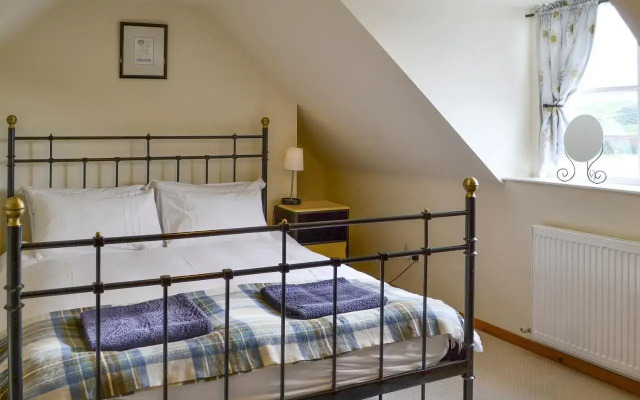 Hume Orchard Steading