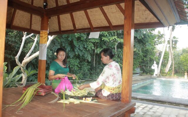 Wana Ukir Ubud