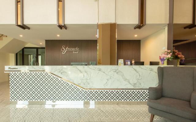 SJ Miracle Hotel
