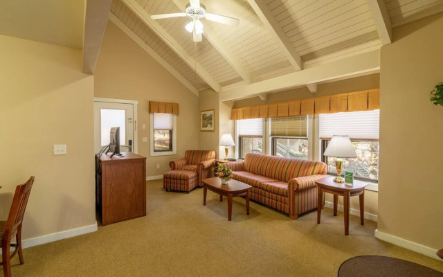 Massanuttens Shenandoah Villas by Tripforth